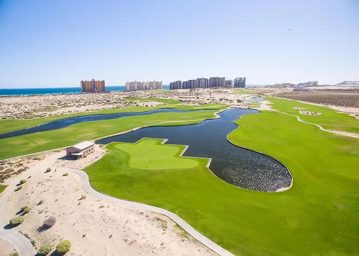 Luxury Oceanview Condo - Las Palomas - Pool, Golf, Sandy Beach !